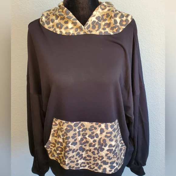 Zenana Black and Animal Print Hoodie. NWOT - Picture 6 of 11